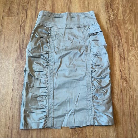 Nanette Leepore Tan Ruched Pencil Skirt Back slit Women’s Size - Picture 5 of 16